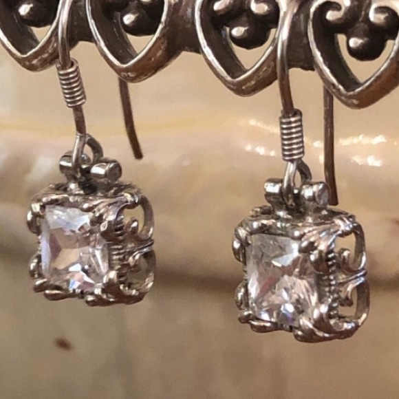 Silpada Sterling Silver CZ Uptown Earrings - Picture 3 of 13